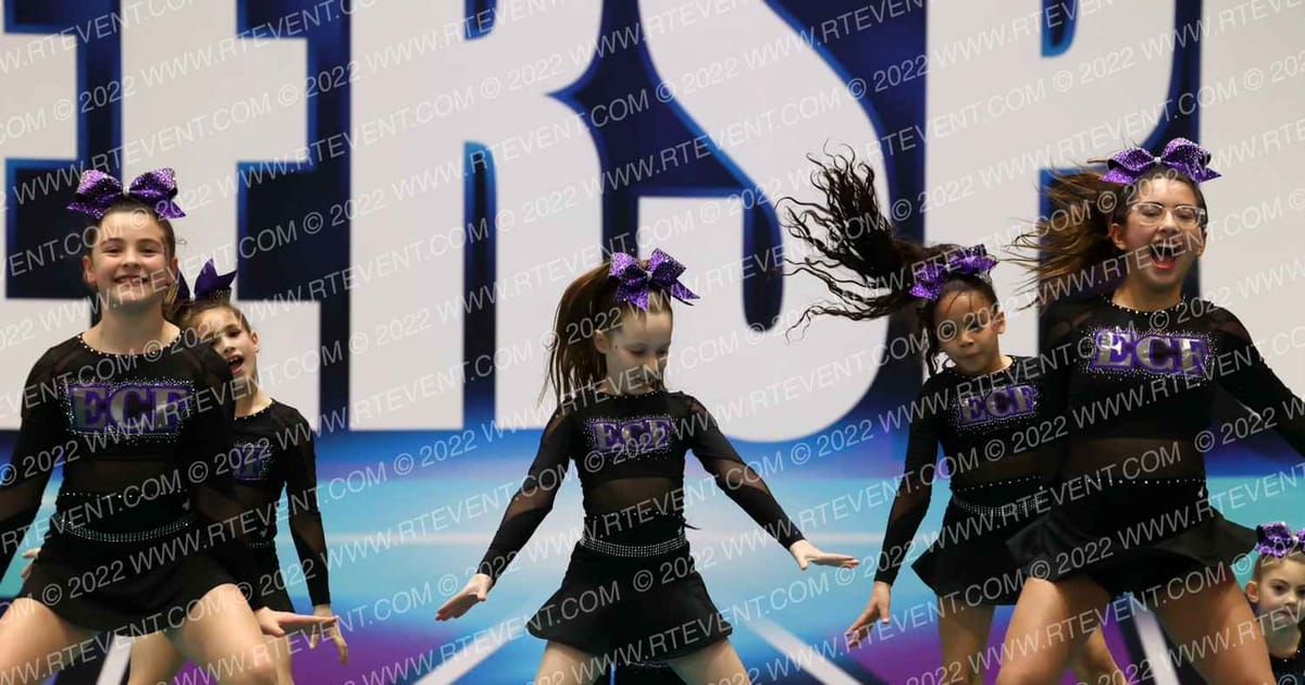Express Cheer Force Diamonds · CS Boston
