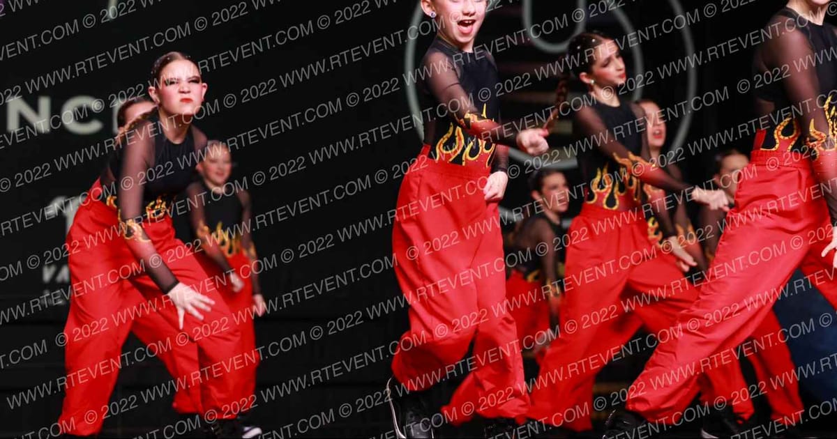 Rainbow Dance Academy YOUTH HIP HOP · GROOVE Dance Grand Nationals
