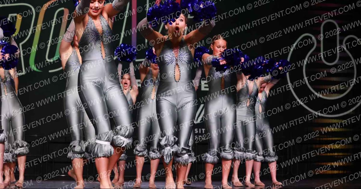 Ultimate Dance & Cheer Senior Large Pom · GROOVE Dance Grand Nationals