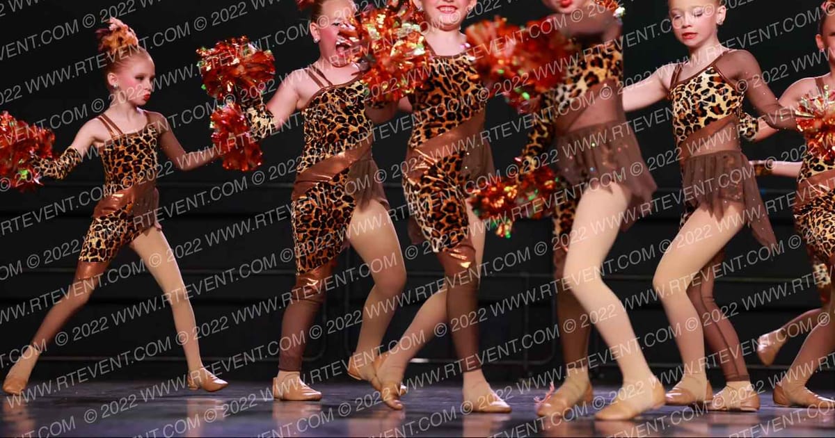 Rainbow Dance Academy TINY ELITE POM · GROOVE Dance Grand Nationals