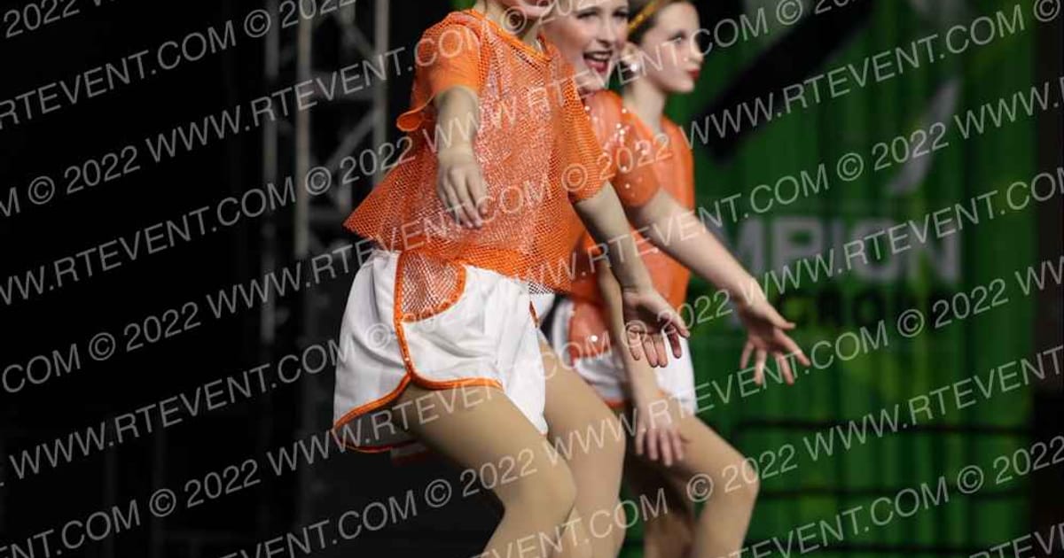 Lake Country Dance Studio Mini Elite All Stars Hip Hop · CSG Dance Grand Nationals