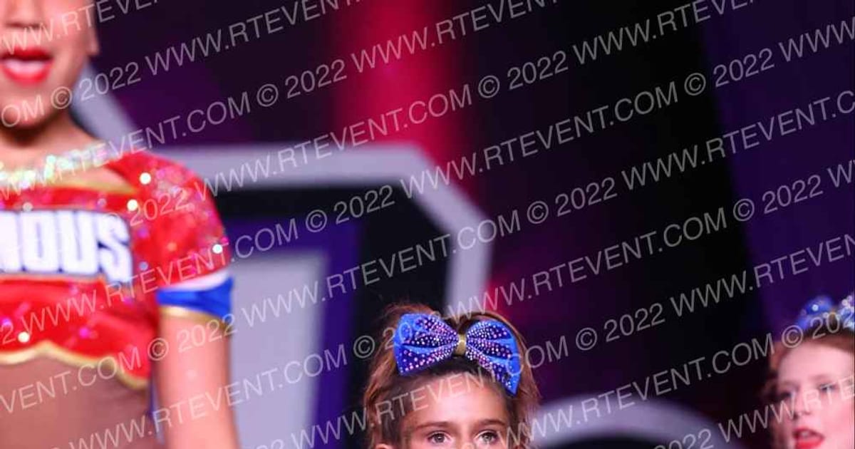 Famous Superstars Cool Kids · One Up Grand Nationals