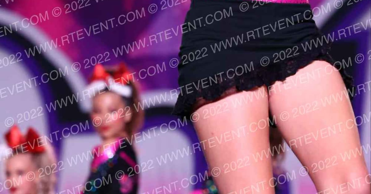 Shine Athletics The Jingle Belles · One Up Grand Nationals