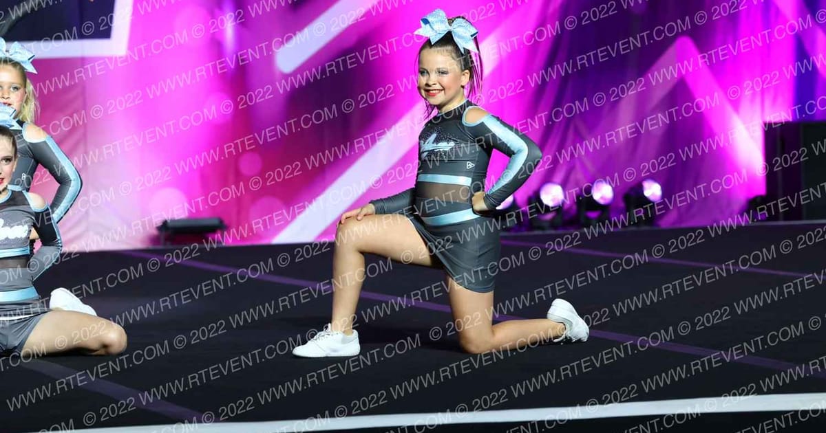 Apex Cheer Halo · One Up Houston Nationals