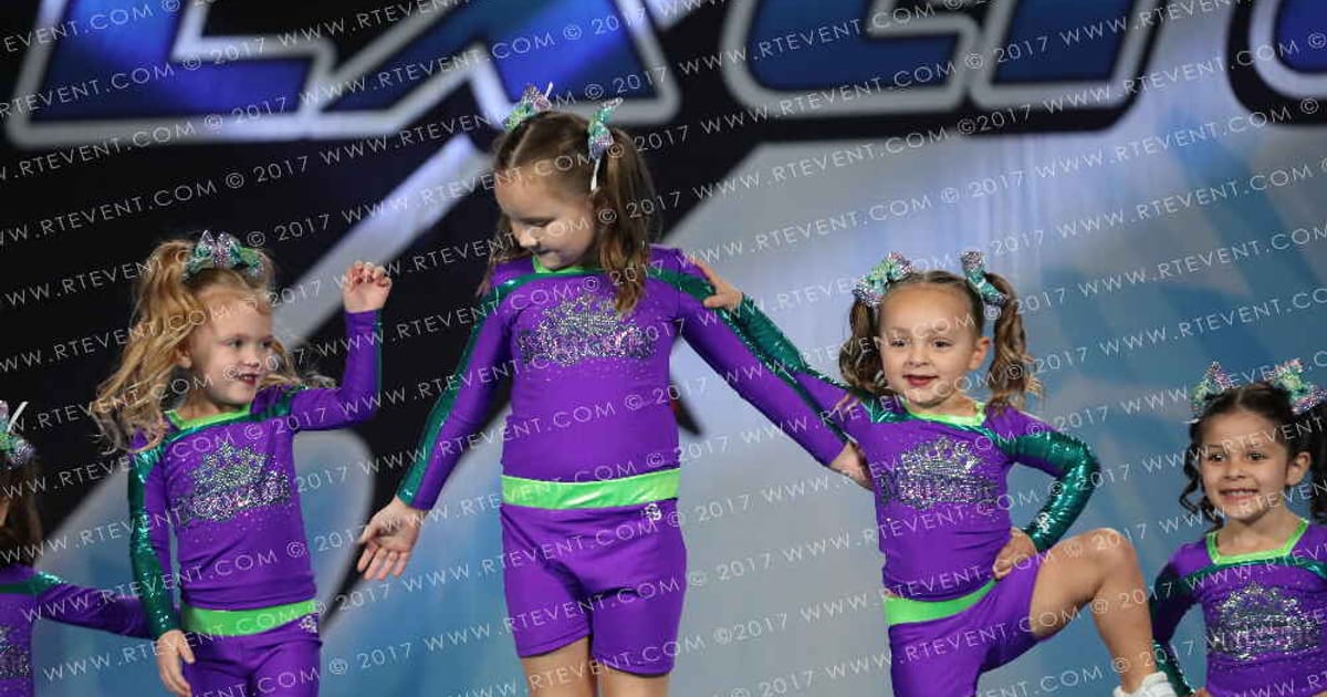 Majestic All Stars Pearls · Holiday Spectacular
