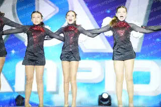 LEGACY JUNIOR POM