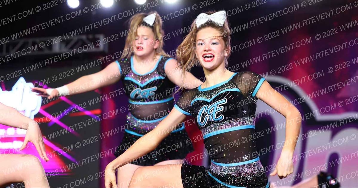 Cheers Elite Toxic · One Up Grand Nationals