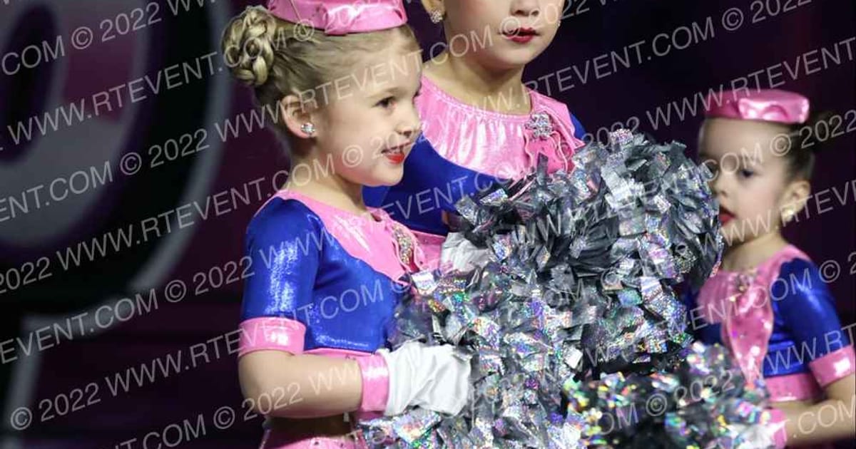 Dance Mania Nashville Tiny Novice Pom · One Up Grand Nationals