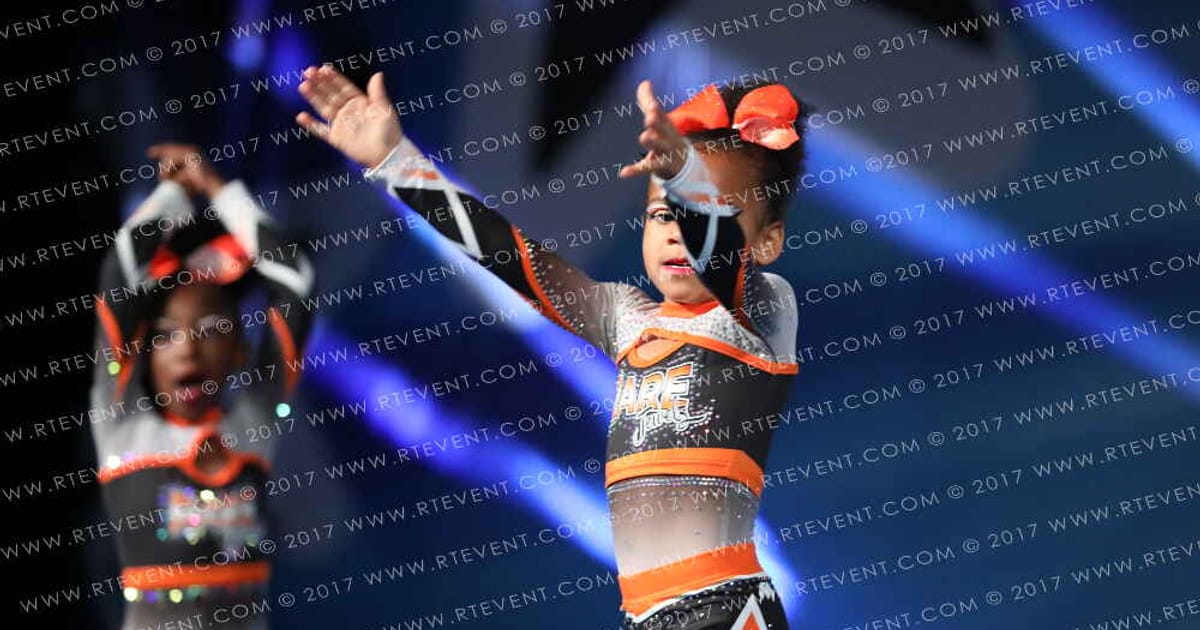 Rare Jewelz All Stars Topaz · Holiday Spectacular