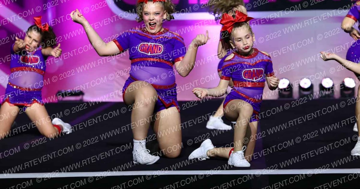 Grand Cheer Queens · One Up Houston Nationals