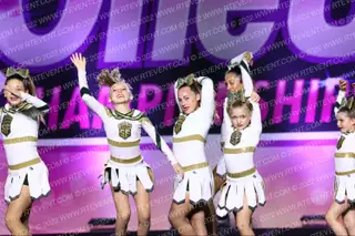 Santa Fe Select Cheer Reign