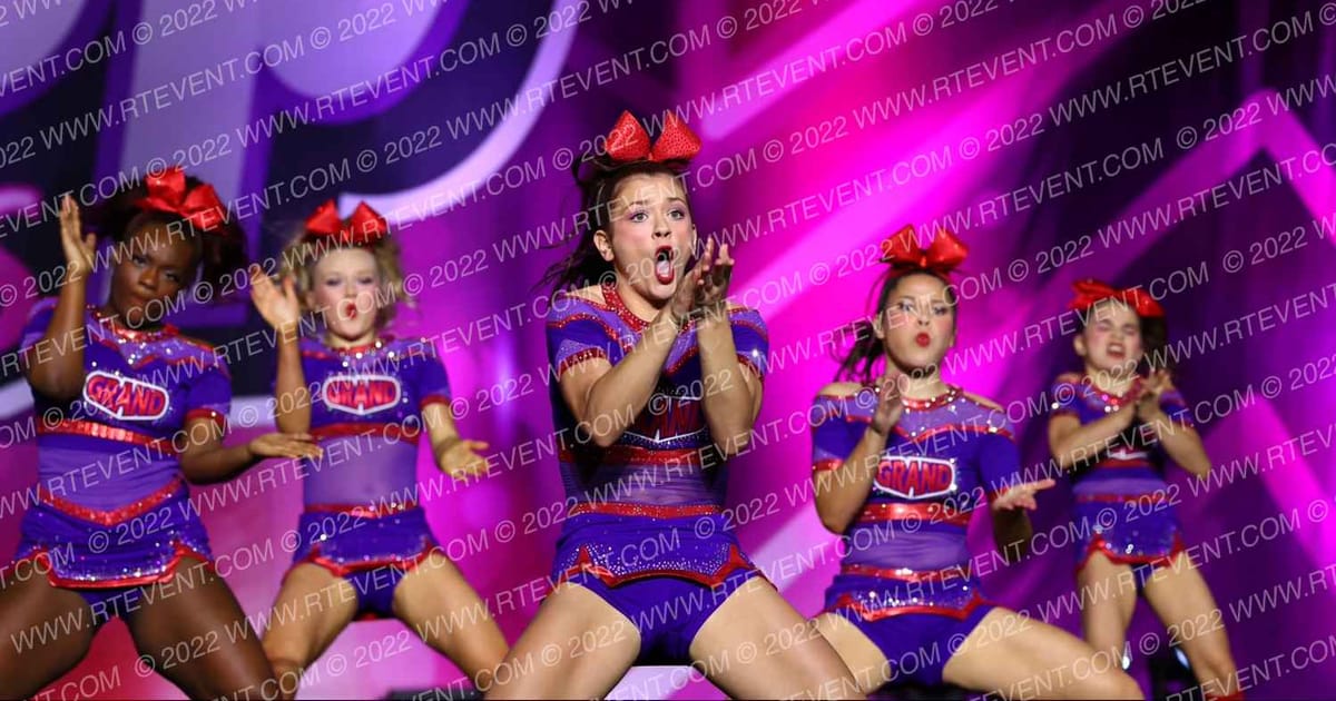 Grand Cheer Royal Divas · One Up Houston Nationals
