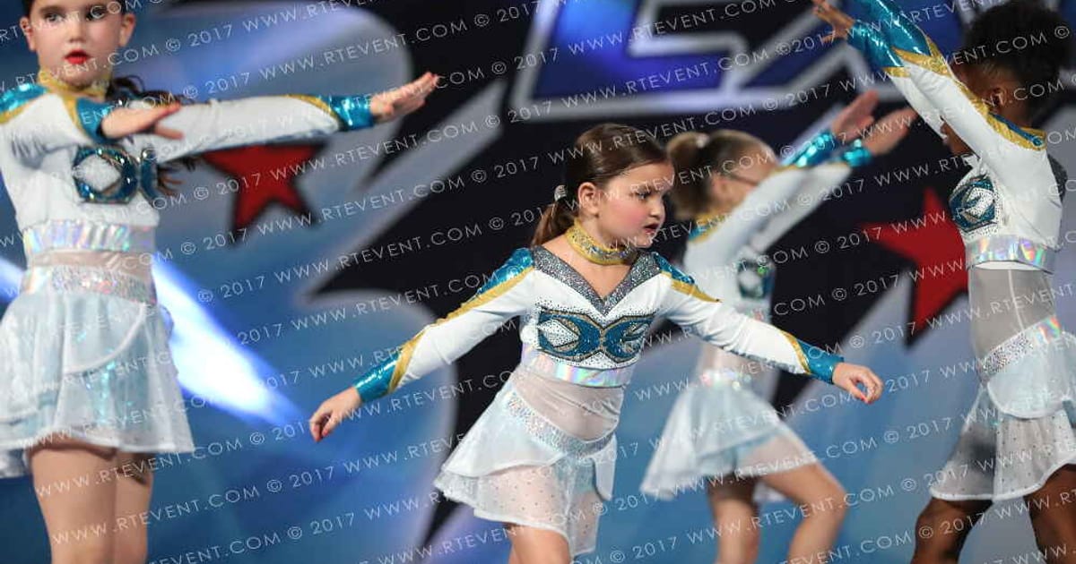 Chesapeake Elite Little Ladies · Holiday Spectacular