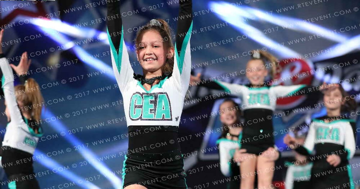 Cheer Extreme DMV Mt Airy Blaze · Holiday Spectacular