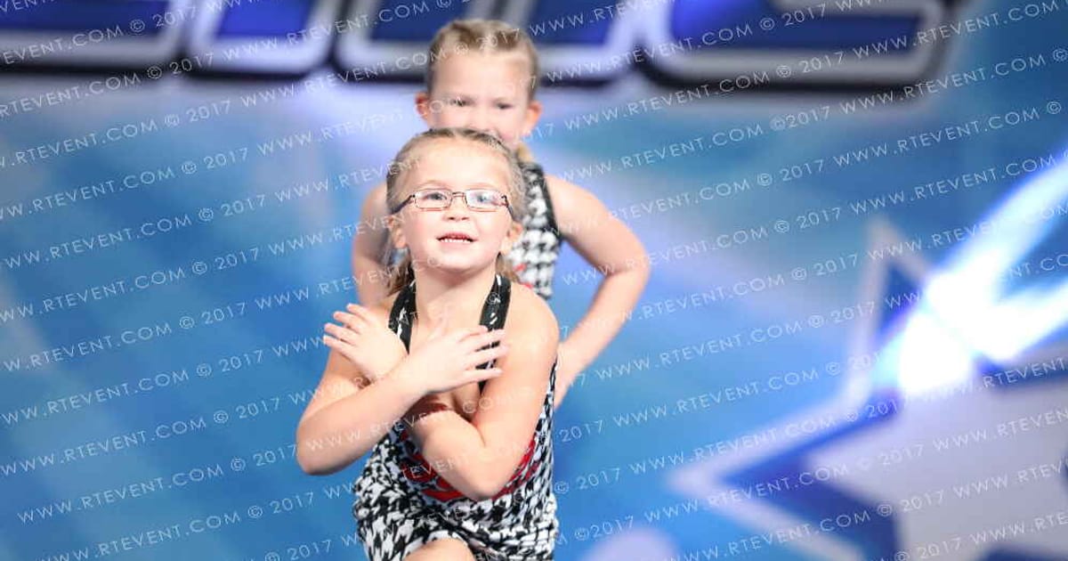 Fame Valley All-Stars Tiny Tiara's · Holiday Spectacular