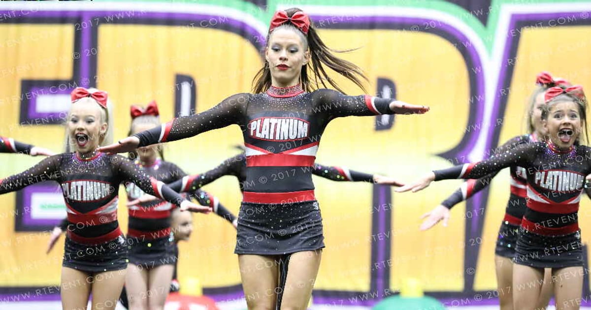 Platinum Cheer Company Stars · Hot Springs Challenge DI DII