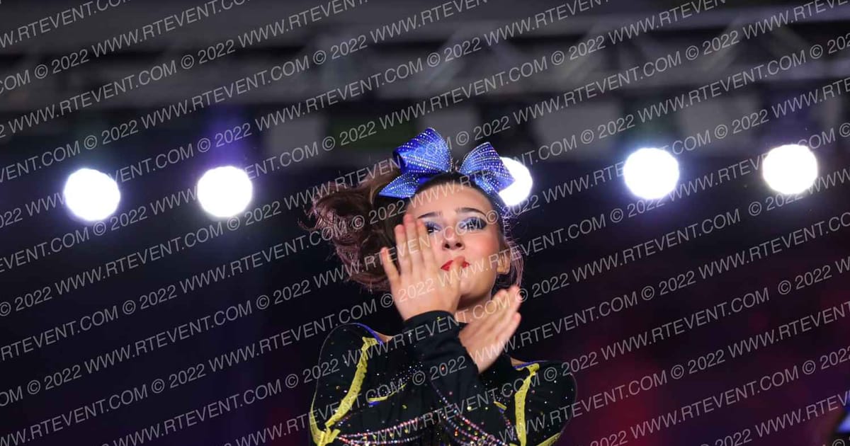 Pinnacle Cheer Memphis Chrom3 · One Up Grand Nationals
