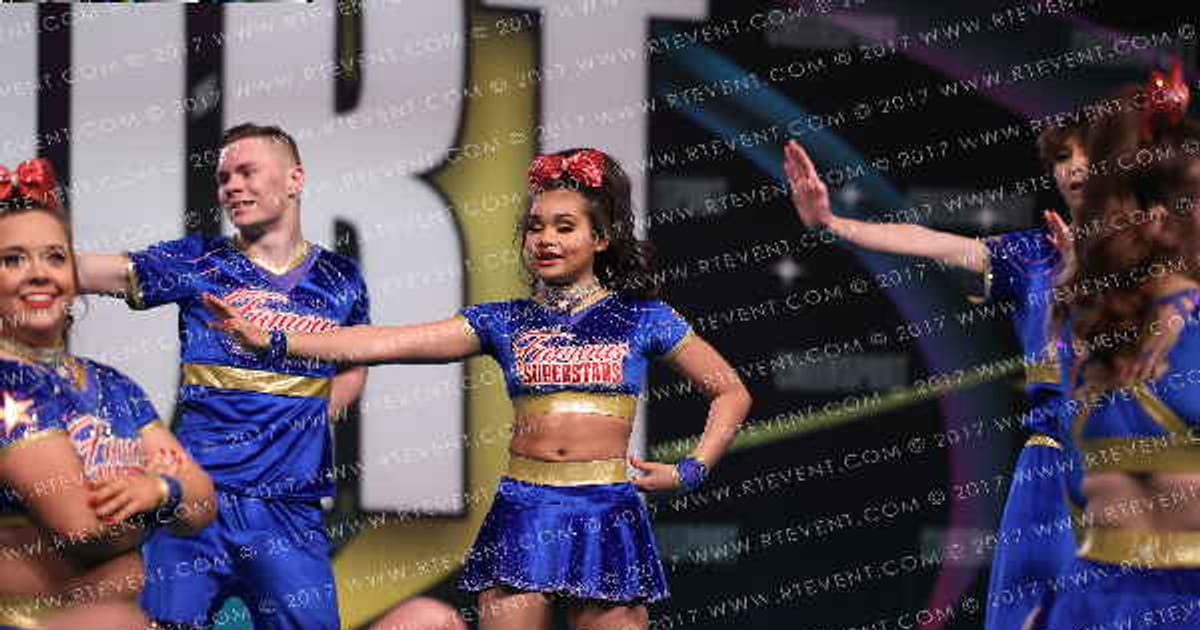 Famous Superstars GOLD · CHEERSPORT NATIONALS HALL B5