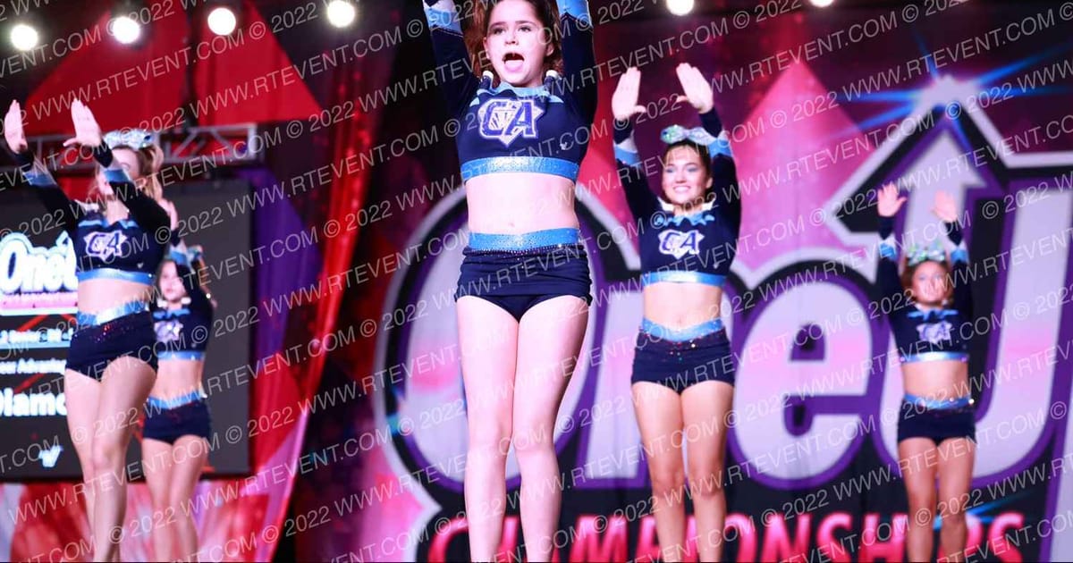 Cheer Advantage All Stars Diamonds · One Up Grand Nationals