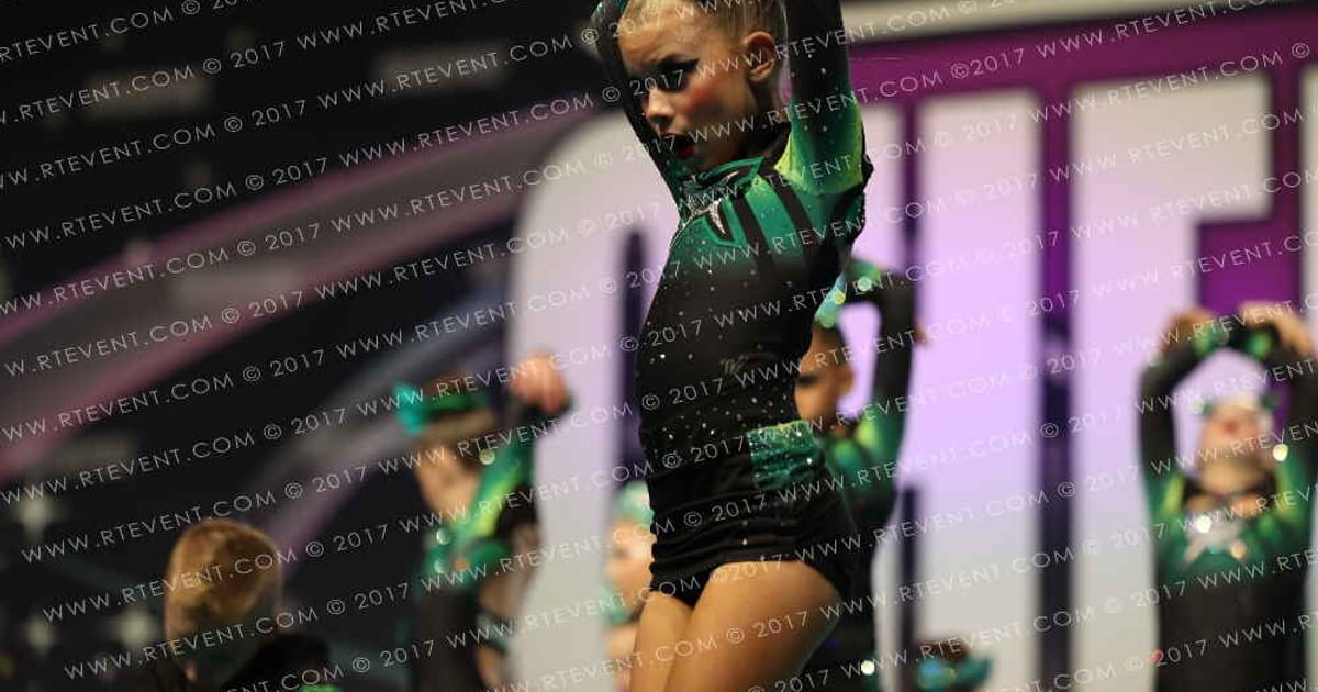 CheerForce Simi Valley Emeraldz · CHEERSPORT NATIONALS HALL C1