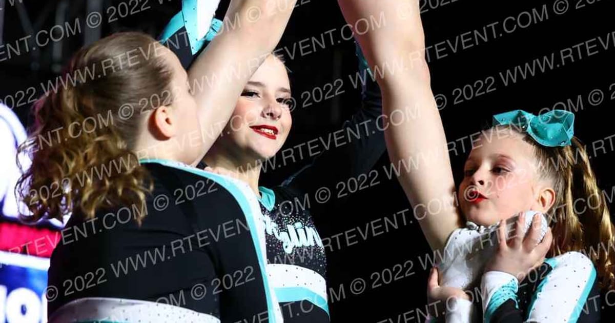 Skyline Elite Athletics Junior Nova · One Up Bellevue Nationls