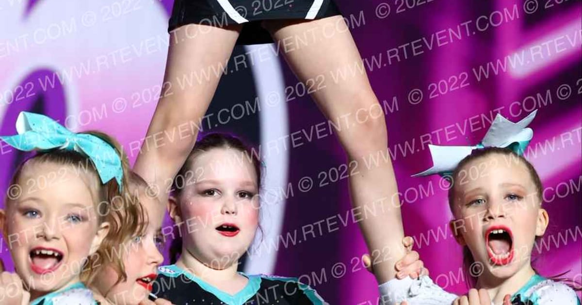 Skyline Elite Athletics Mini Luna · One Up Bellevue Nationls