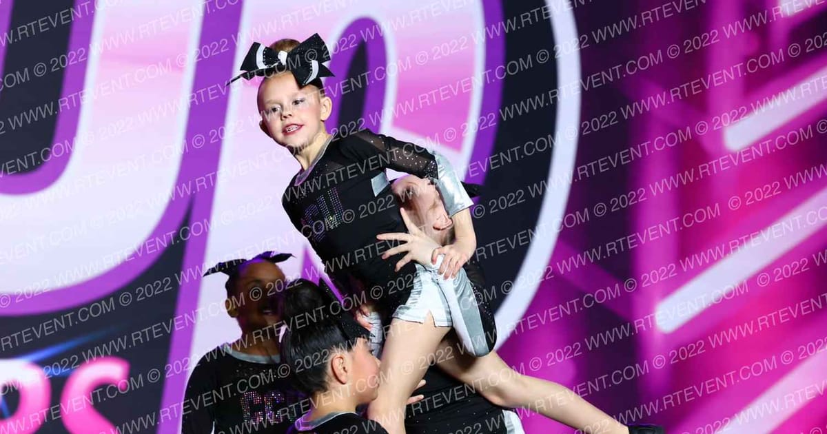 Celebrity Cheer Unlimited Tiny Stars · One Up Bellevue Nationls