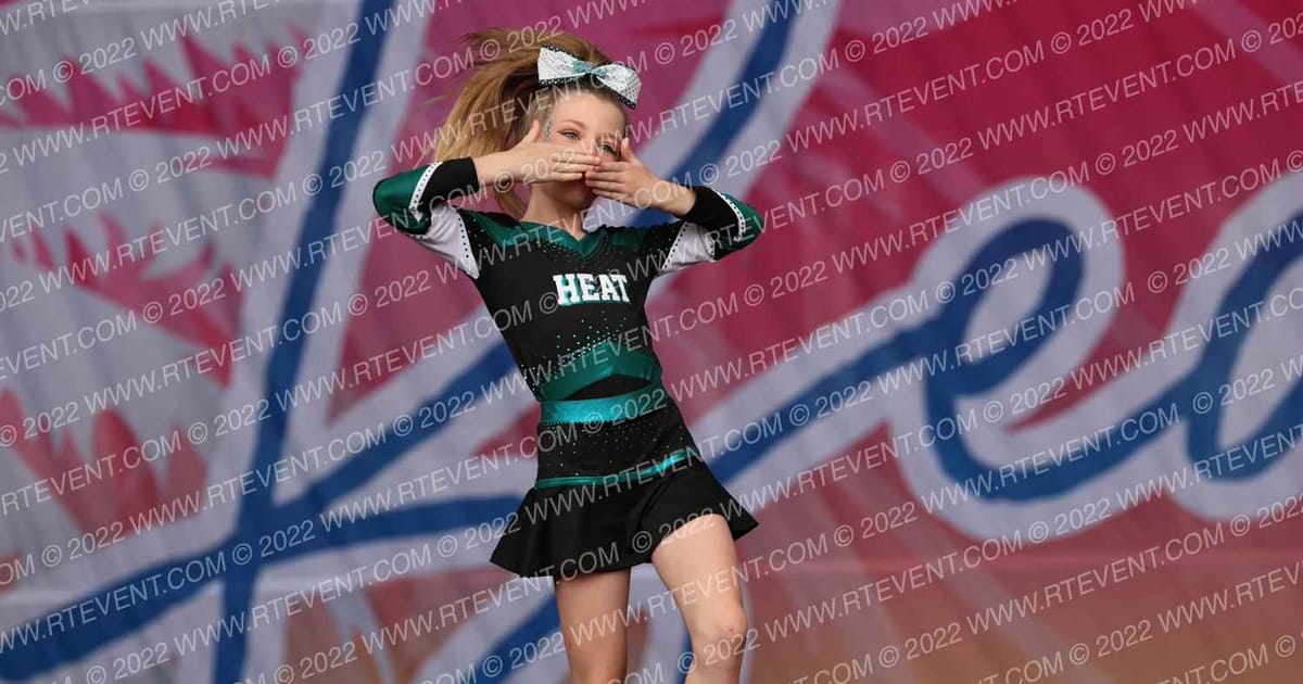 Mississippi Heat Cheer and Tumble Smoke · BEACH NATIONALS