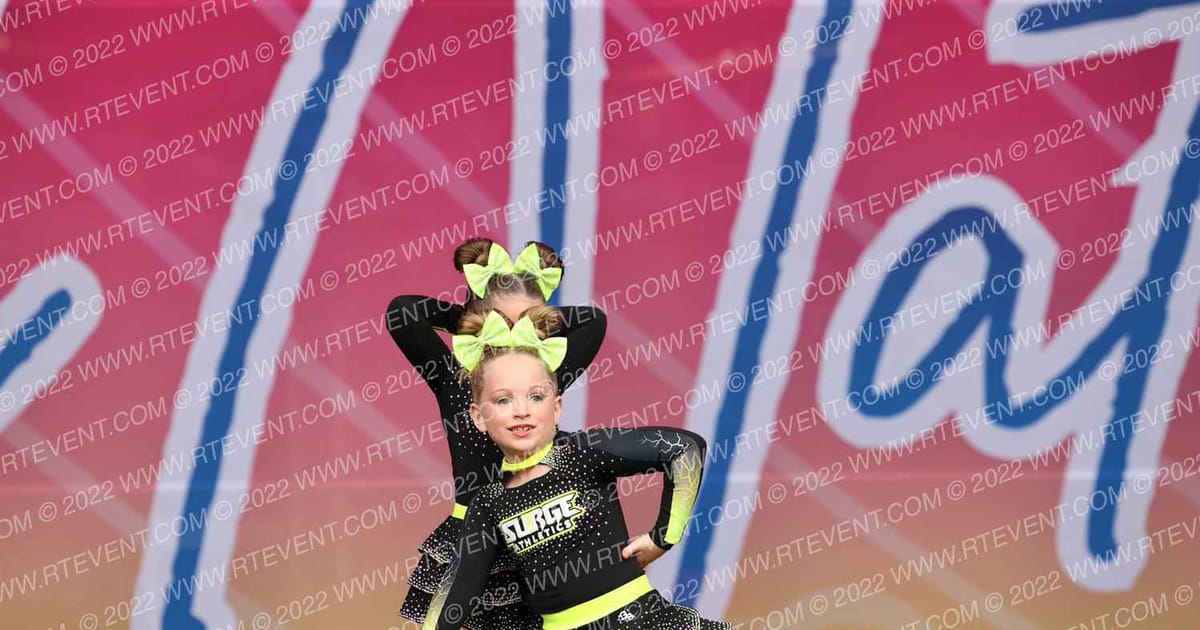Great Lakes Cheer Force Integrity · BEACH NATIONALS