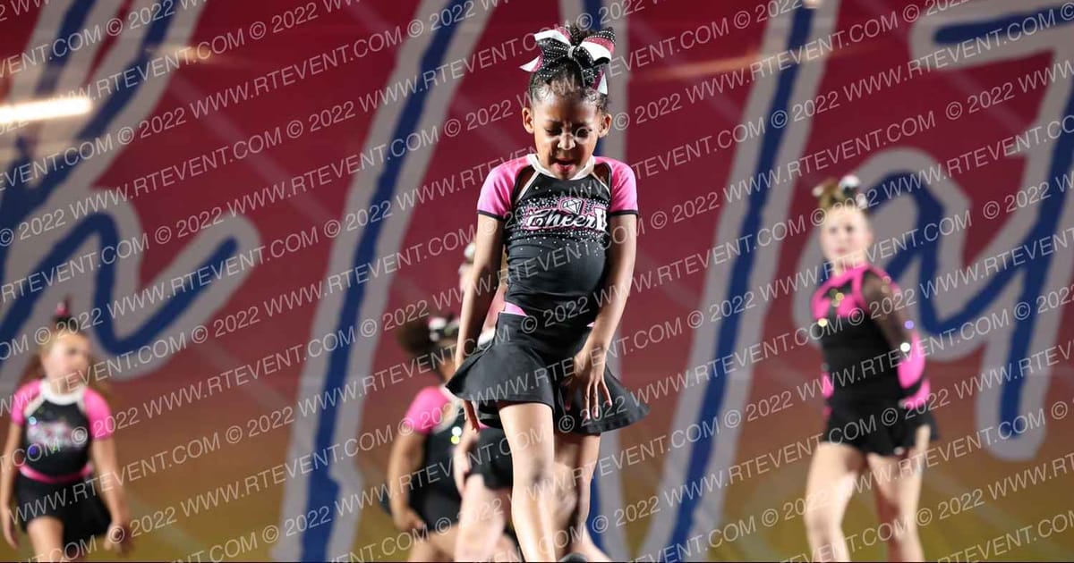 Cheer u Royal Diamonds · BEACH NATIONALS