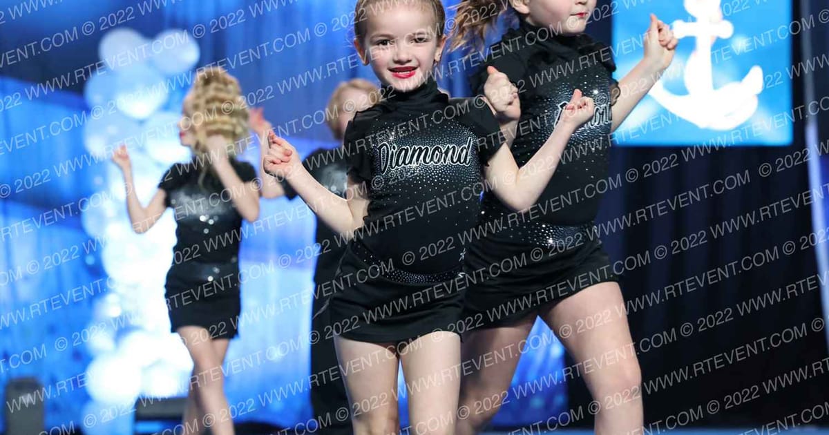 Diamond Athletics Mayhem · Lake Erie National Cheer and Dance Championships