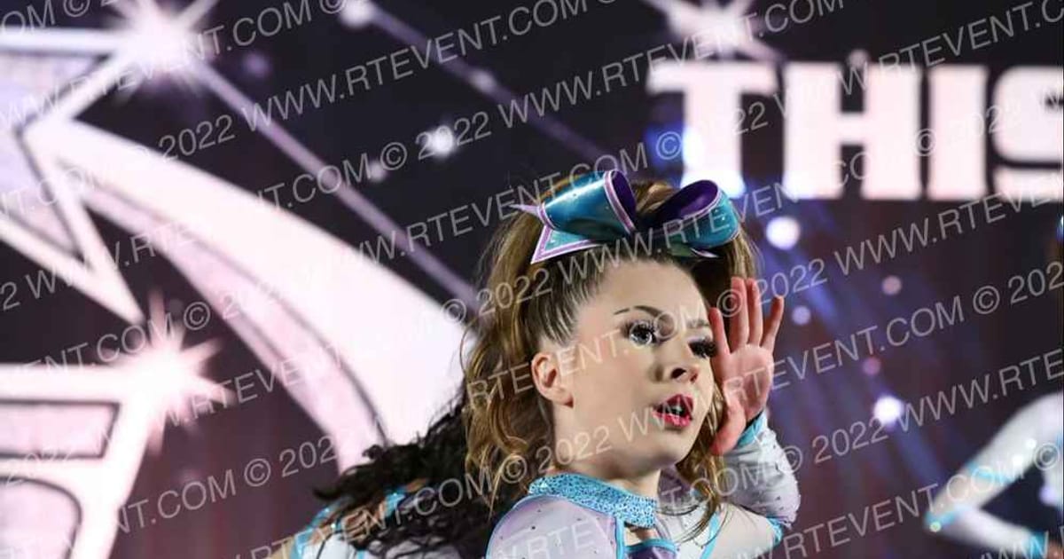 Evolution Elite Cheer STARSTRUCK · The US Tacoma DIDII
