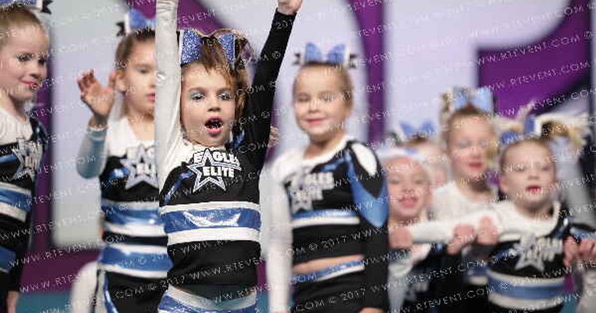 Eagles Elite Cheerleading Silver · CHEERSPORT NATIONALS HALL C2