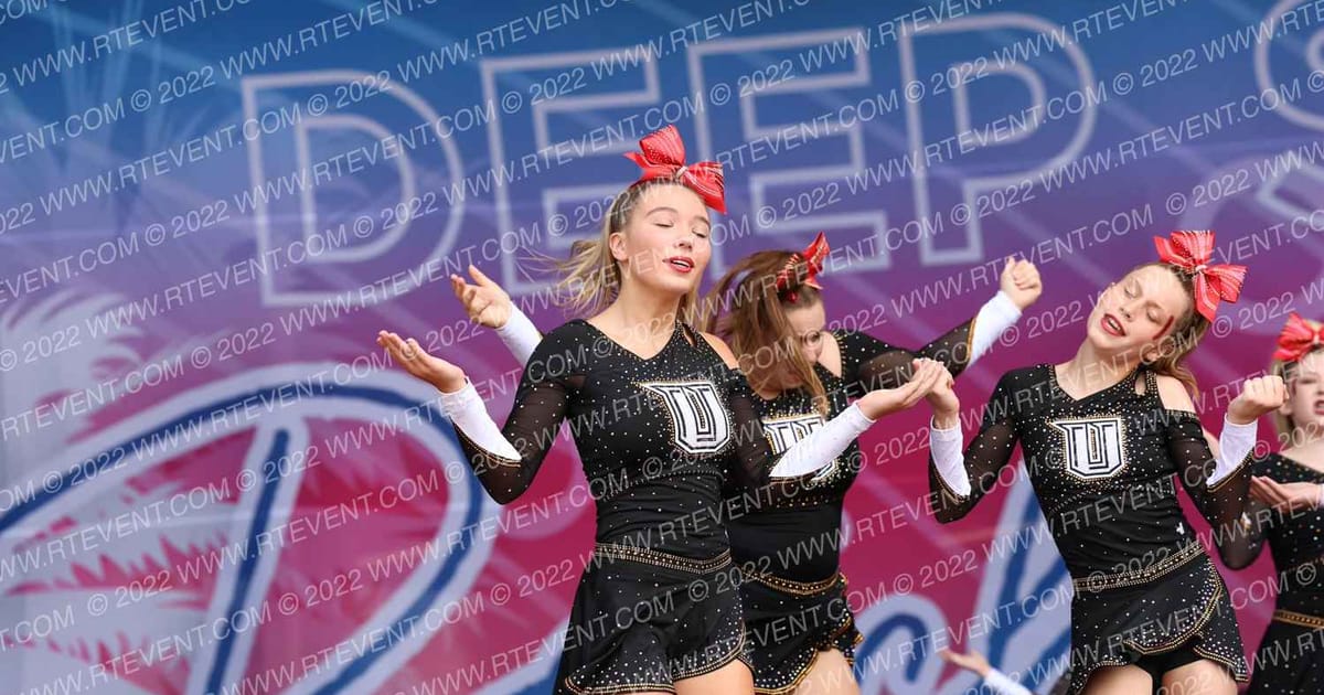 UKnight Tumble and Cheer Heartbreakers · BEACH NATIONALS