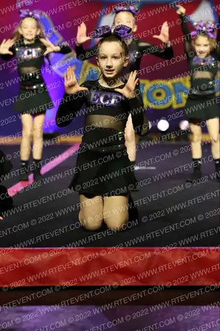 Express Cheer Force Diamonds