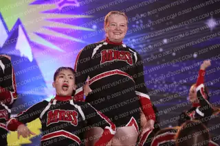 Maple Ridge Cheerleading Intermediate - Senior High