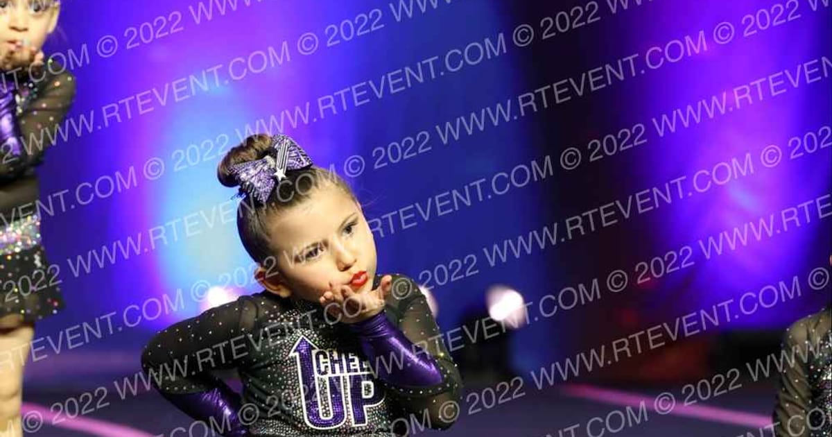 Cheer UP Athletics Starburst · The American Legacy Nationals