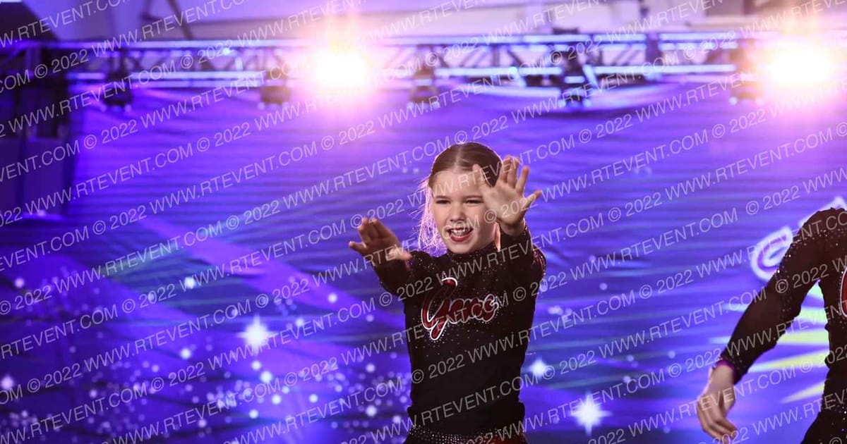 Gems Athletics Glitter · Sea to Sky