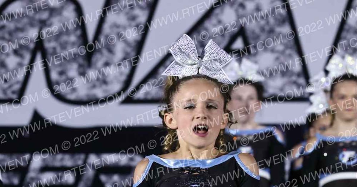 Formula Cheer Illusion · The US Finals Chicago Correct