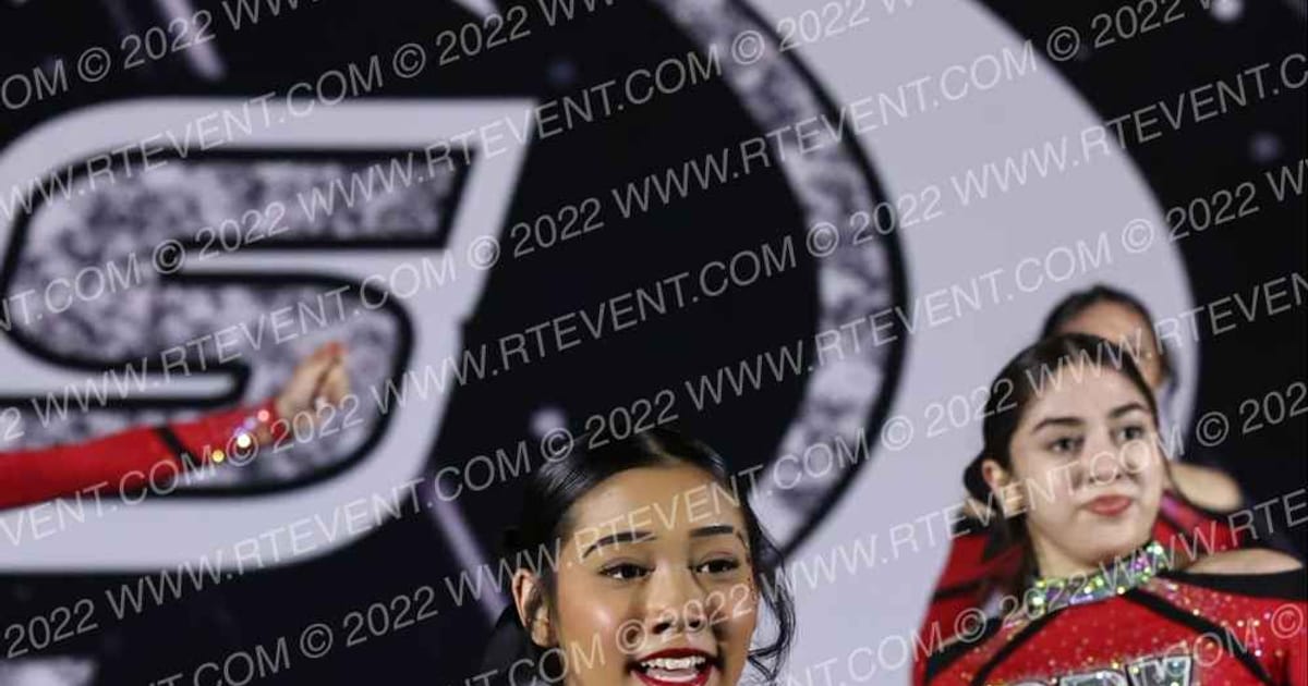 Cheer and Dance Xtreme Shade · The US Finals Chicago Correct