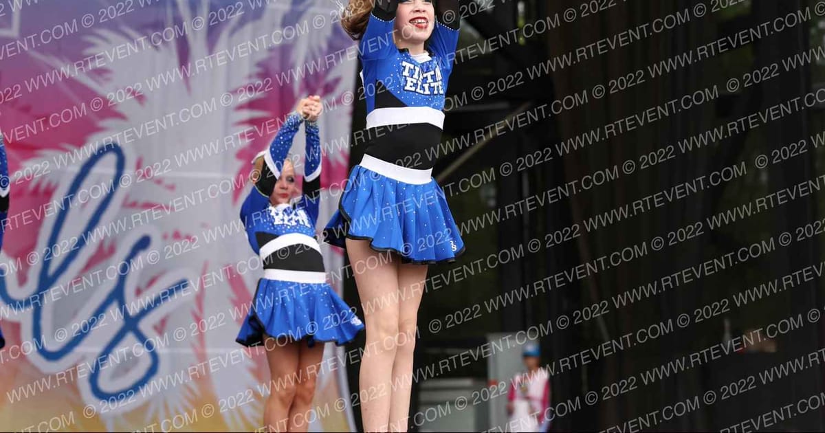 Tipton Elite Cheer and Tumble Ignite · BEACH NATIONALS