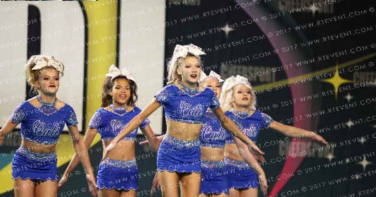 The California All Stars - Mesa Vixens · CHEERSPORT NATIONALS HALL B4