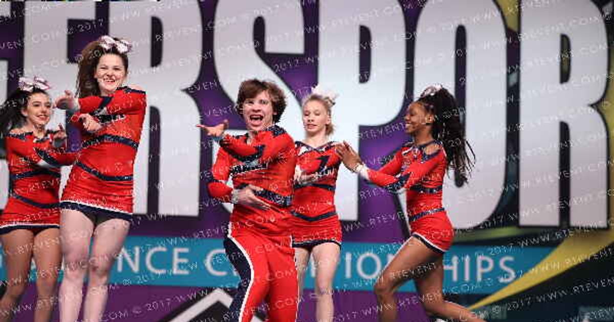 Bama All-Starz Blue Diamondz · CHEERSPORT NATIONALS HALL B5
