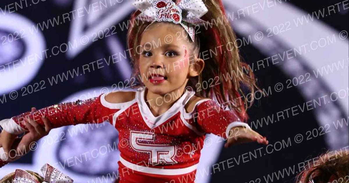 Cheer Revolution Glam Girls · The US Finals Myrtle Beach