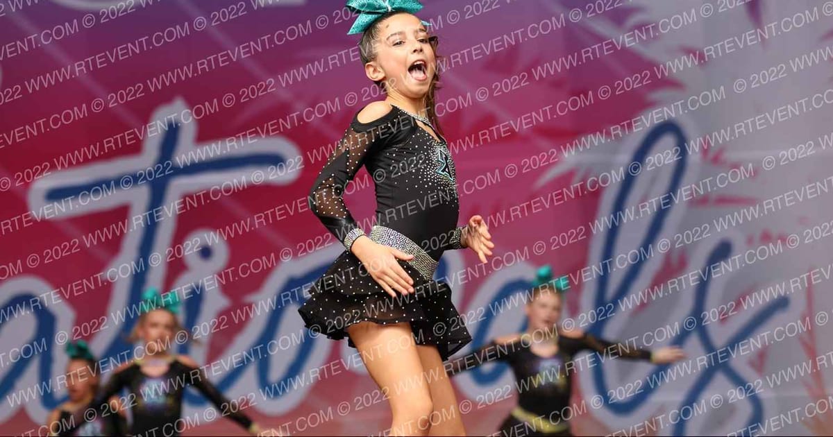 Revolution Athletics Mayhem · BEACH NATIONALS