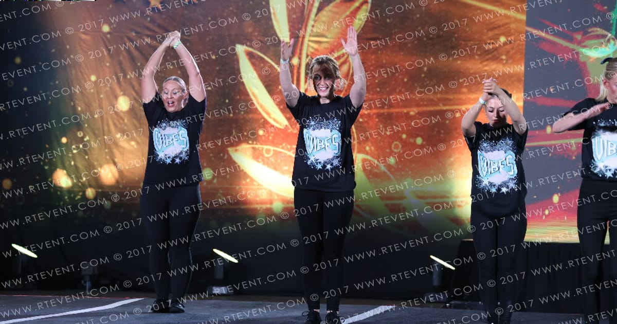 Vibes Cheerleading RETRO · Adventure in Atlantis