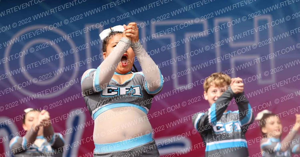 Cheer Force One Minions · BEACH NATIONALS