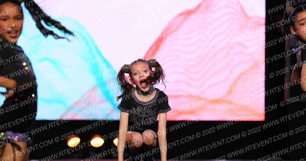 Cheer Athletics - Dallas Gold Lynx · The Southwest Regional Summit
