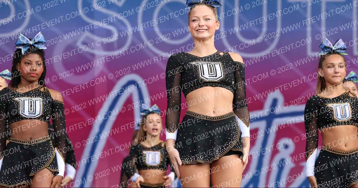 UKnight Tumble and Cheer LEG4CY · BEACH NATIONALS