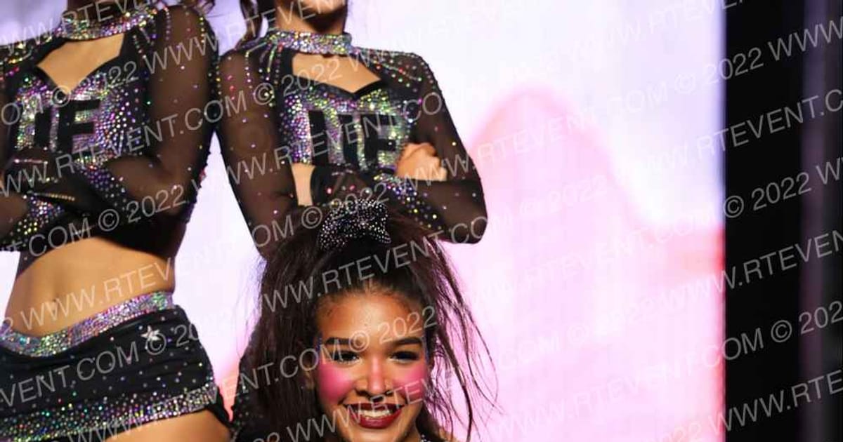 United Elite Cheer RUTHLESS · The Southwest Regional Summit